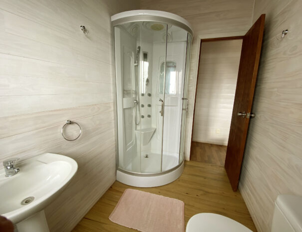 baño cuarto 7