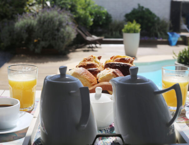 desayuno piscina 8